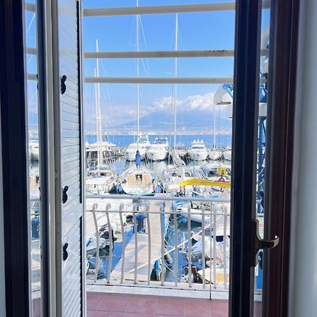 Residenza Borgo Marinaro Apartamento Nápoles Exterior foto
