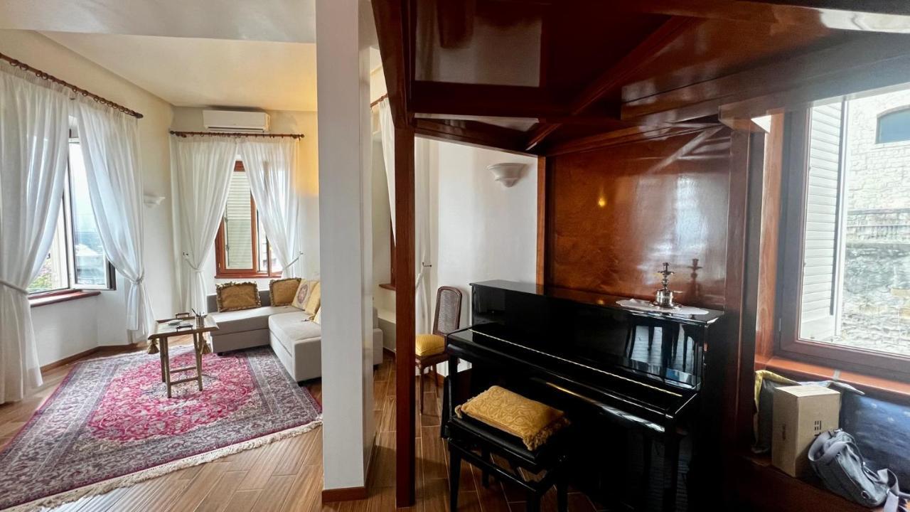 Residenza Borgo Marinaro Apartamento Nápoles Exterior foto